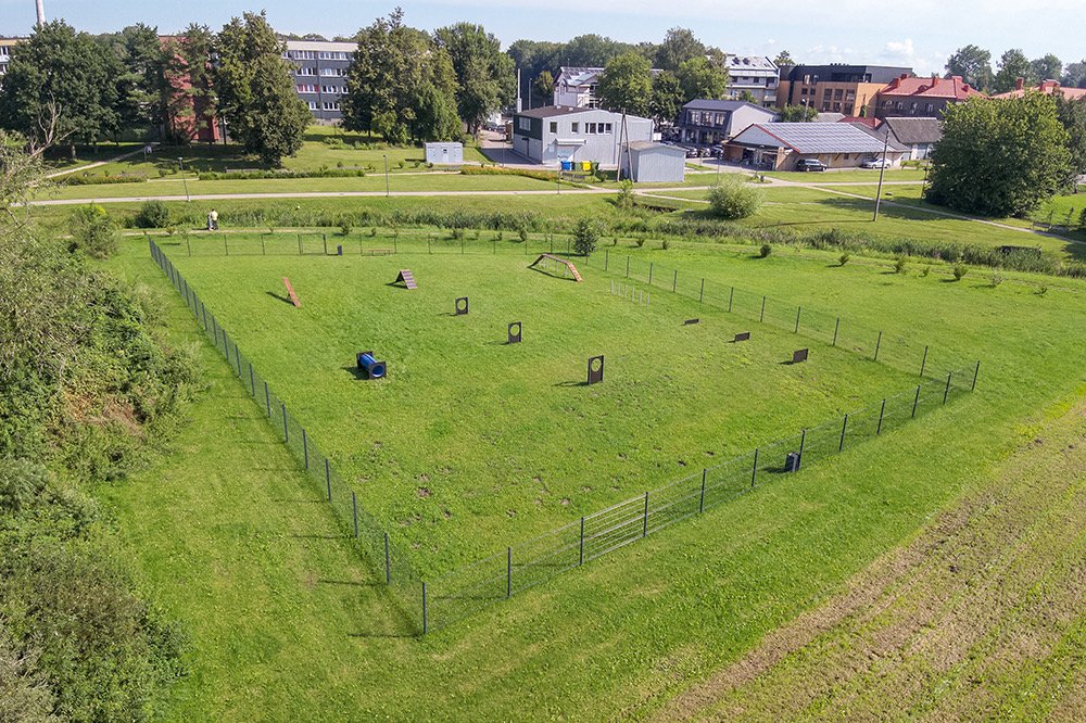 Šakių šunų vedžiojimo ir dresūros aikštelė — nuotrauka 2