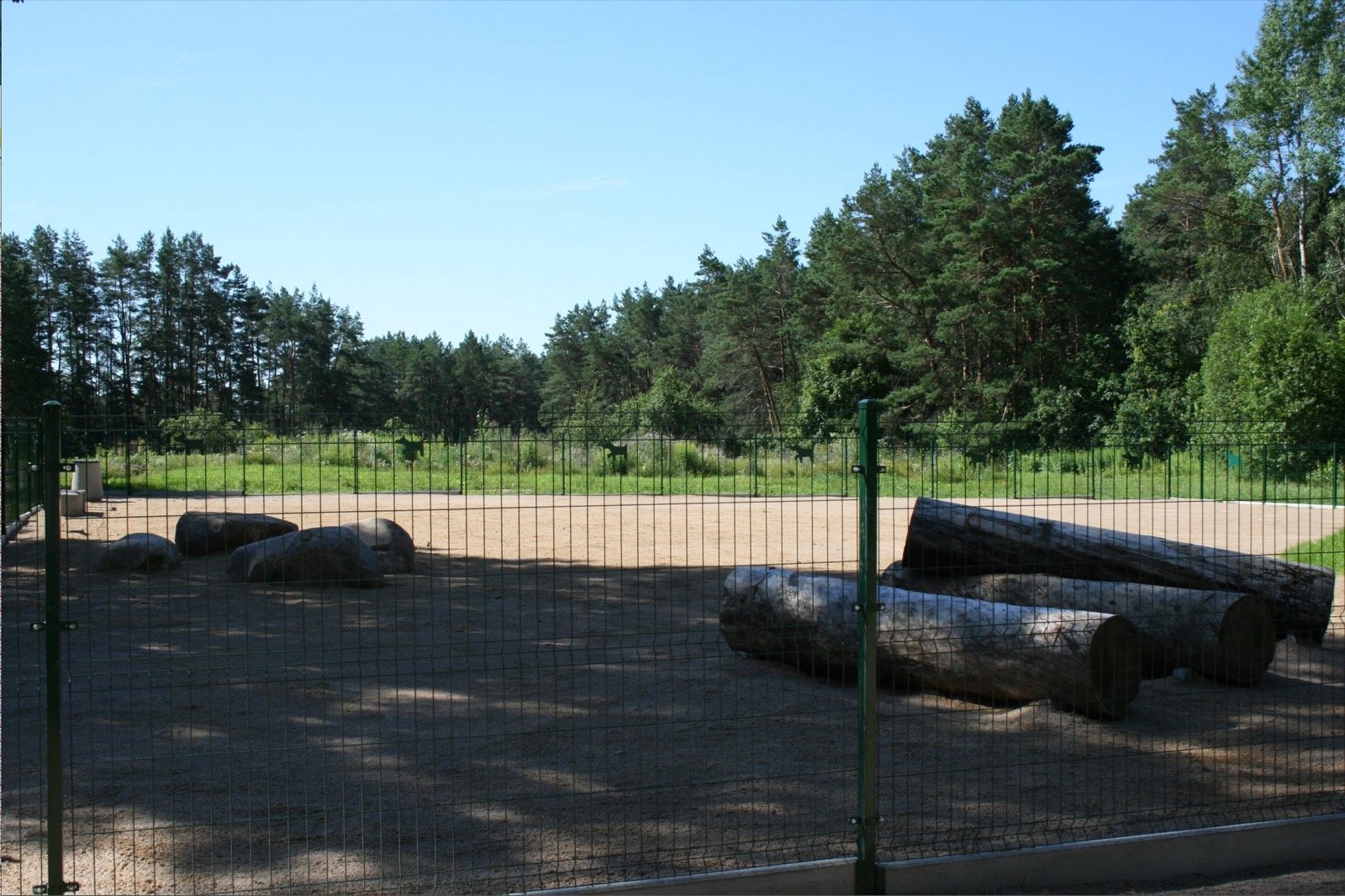 Popieriaus g. šunų vedžiojimo ir dresūros aikštelė — nuotrauka 4